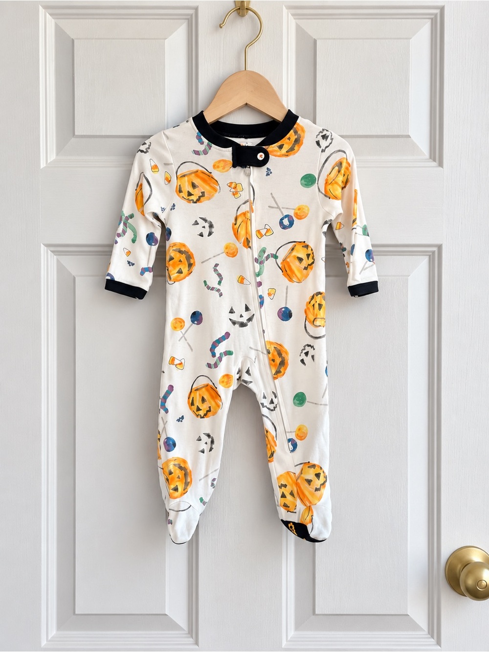 Burt’s Bees Baby Halloween Pumpkin Candy Footed Sleeper Pajamas 0-3M